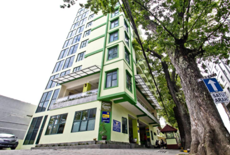 You are currently viewing Green Batara Hotel