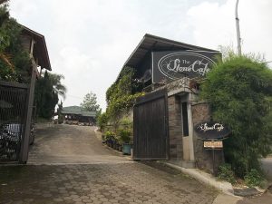 Read more about the article The Stone Cafe Bandung