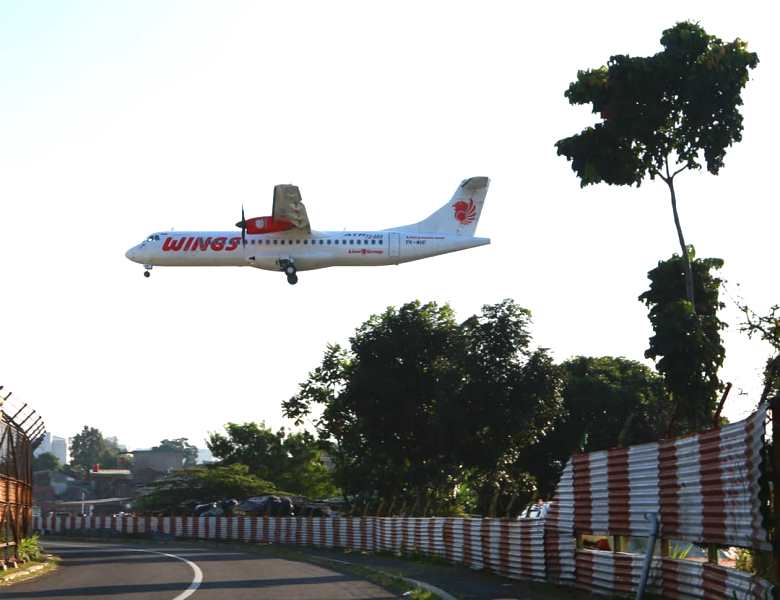 You are currently viewing Kembalikan Bandara Husein Sastranegara Bandung Sesuai Kapasitasnya