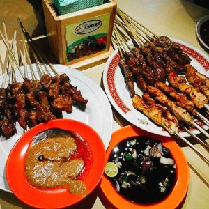 5 Kuliner DiPasar Baru Bandung, Wajib Kamu Kunjungi