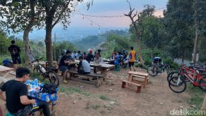 Read more about the article Gowes ke Dago, Cobalah Rute Warung Nangka dan Lihat Bandung di Ketinggian